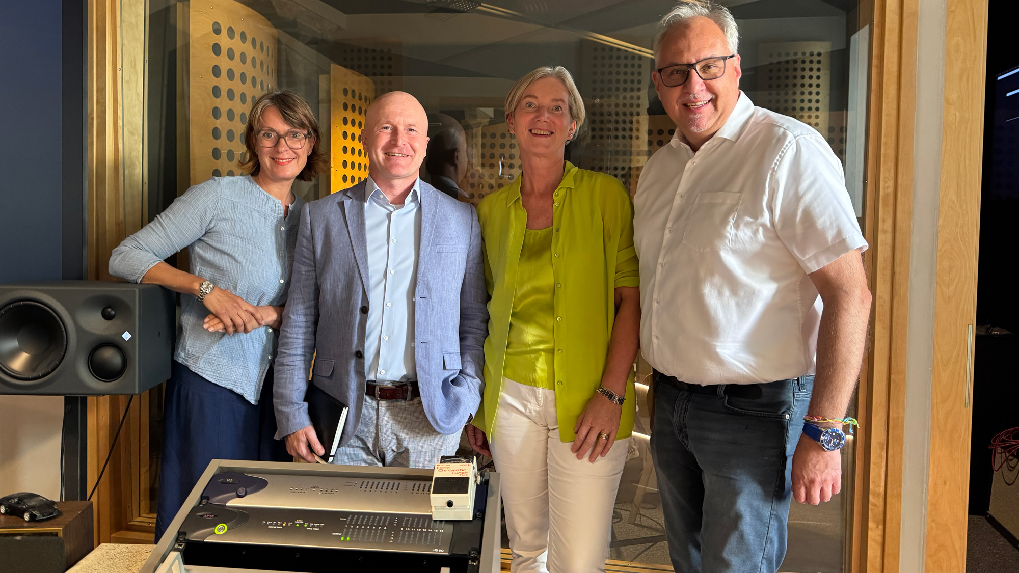 vlnr.: Isabella Richtar, Simon Lindenthaler, Gabriele Faber Wiener, Gerry Foitik