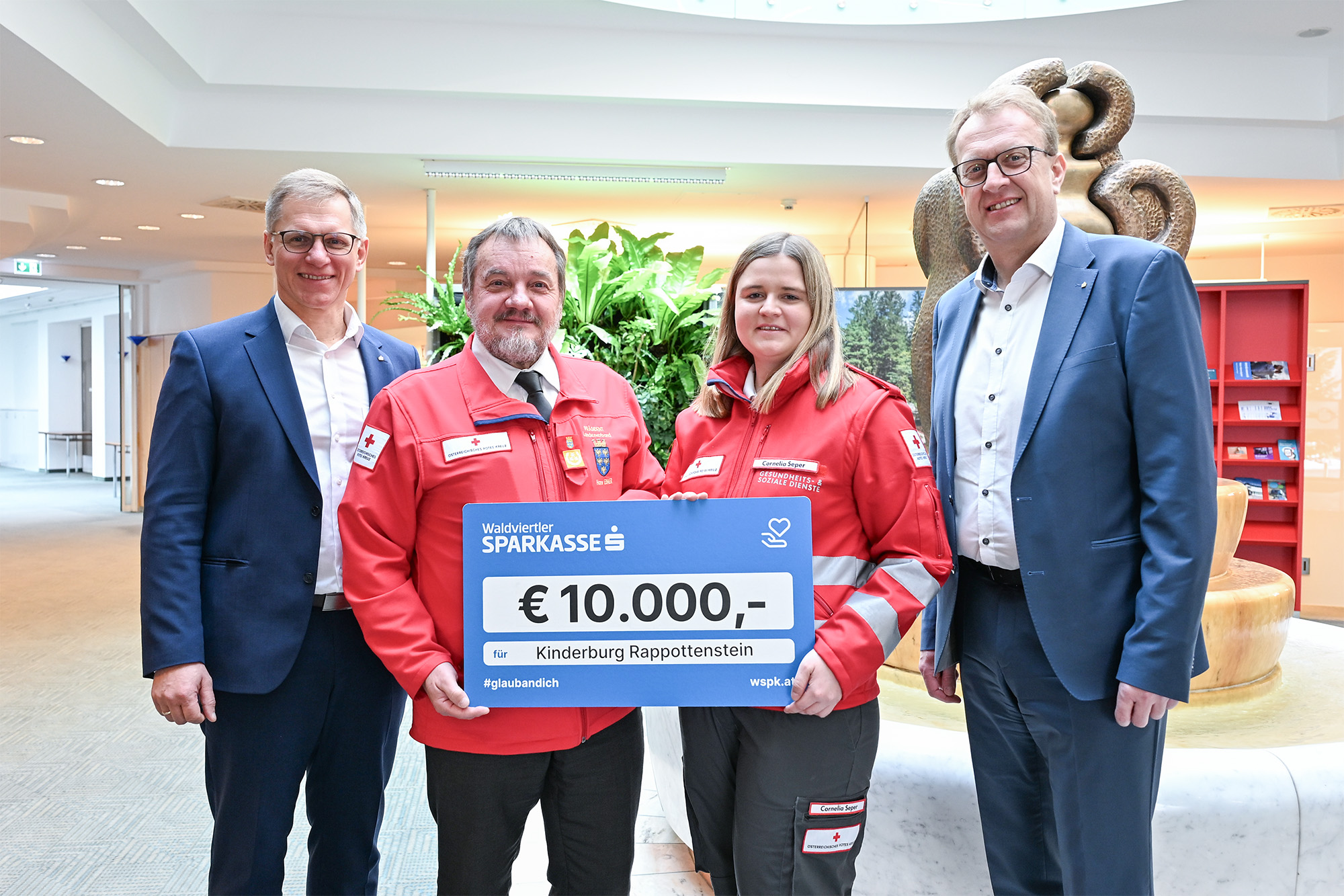 Spendenübergabe Waldviertler Sparkasse - Kinderburg