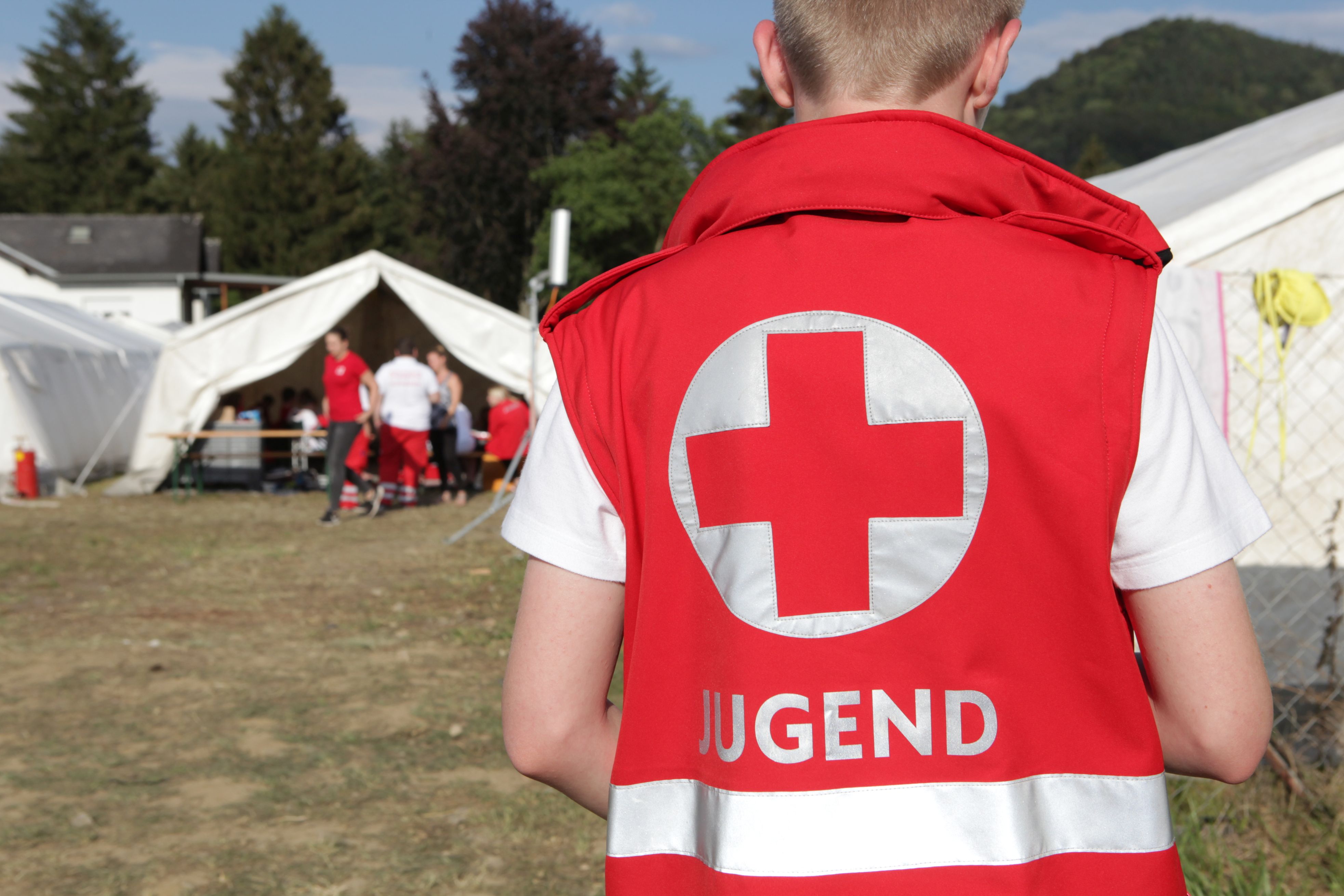 Im Einsatz für die Jugend Jugendrotkreuz NÖ: Landesleiterin bestätigt - © RK NÖ/S.Gahr Im Einsatz für die Jugend Jugendrotkreuz NÖ: Landesleiterin bestätigt