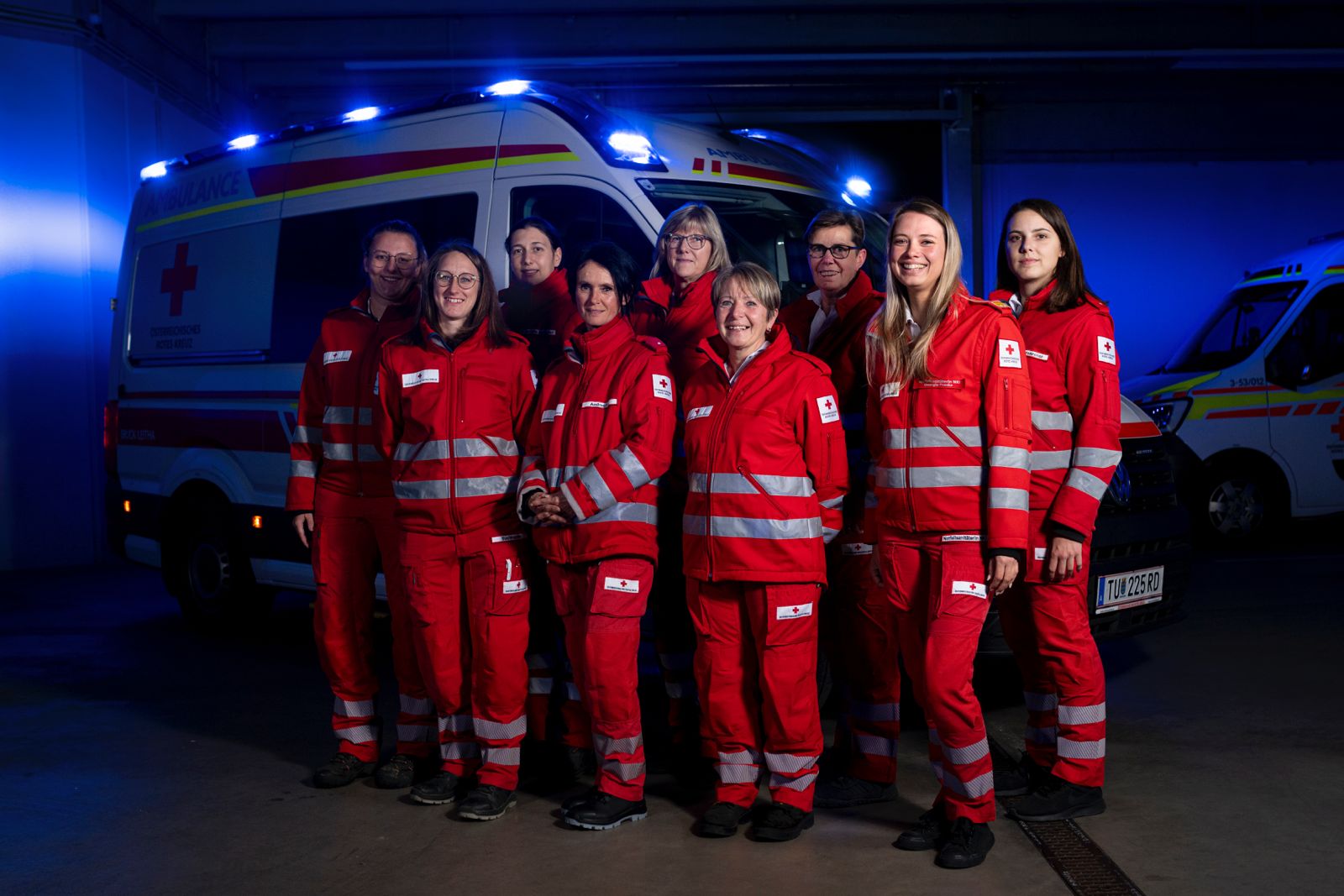 Gruppenfoto der Suchhundestaffel in Bruck an der Leitha