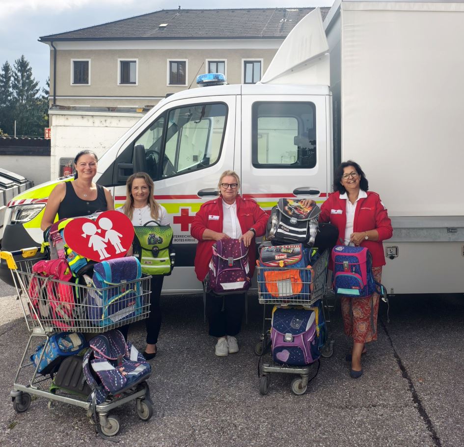 Erfolgreiche Schultaschenaktion der Kinderfreunde