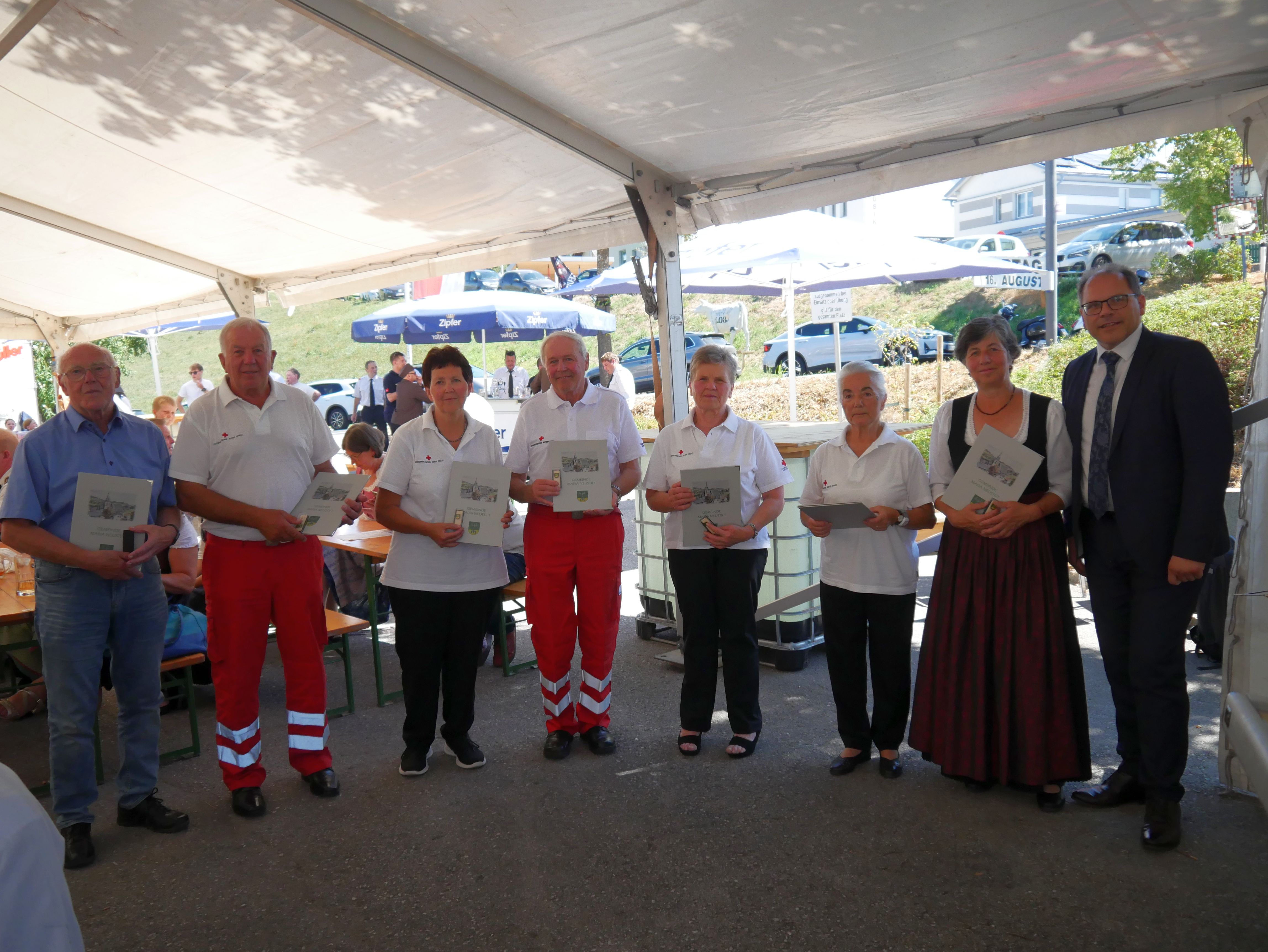 Fahrzeugsegnung in Maria Neustift