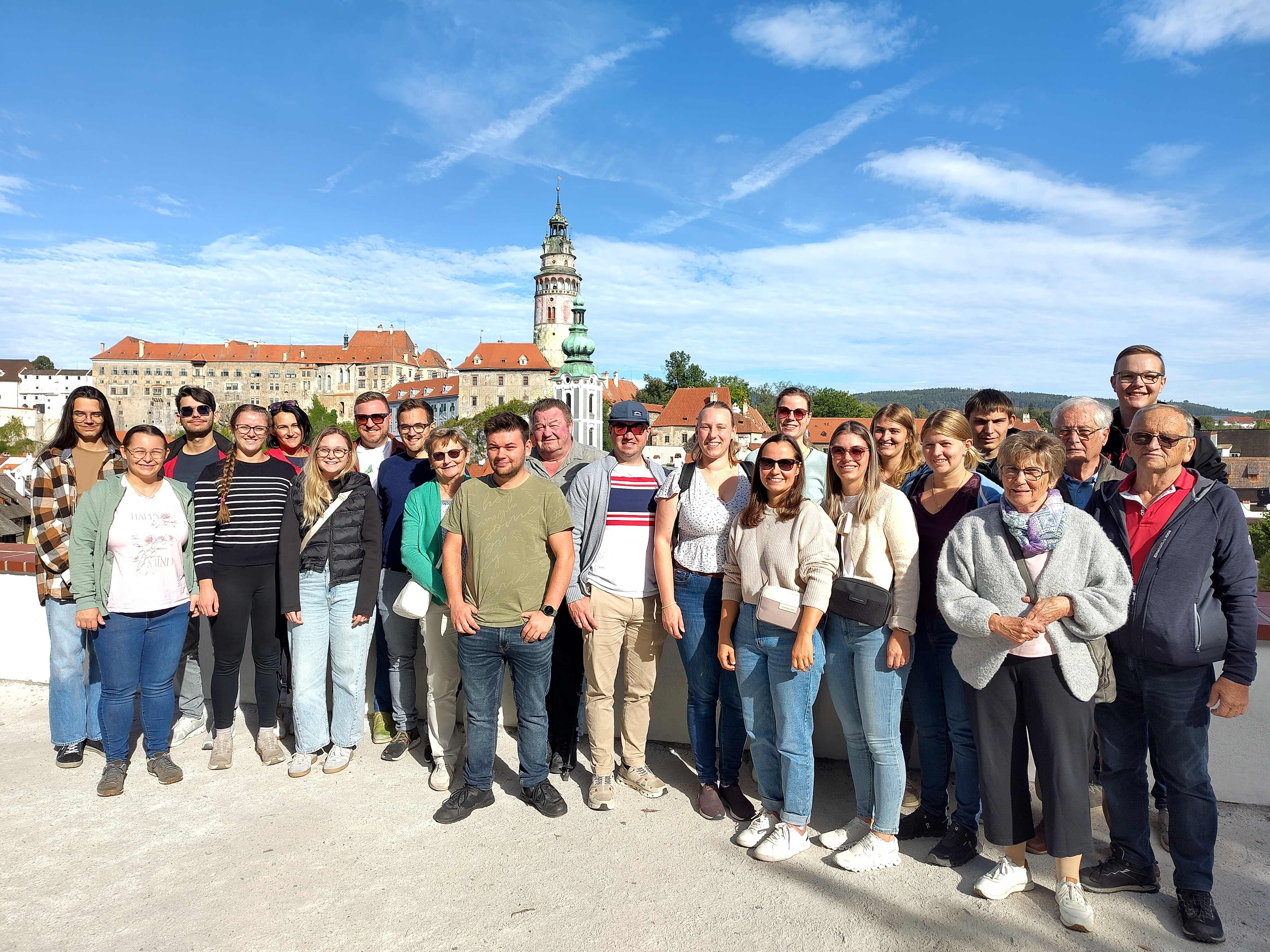 Gruppenfoto beim Ausflug der OS Sattledt