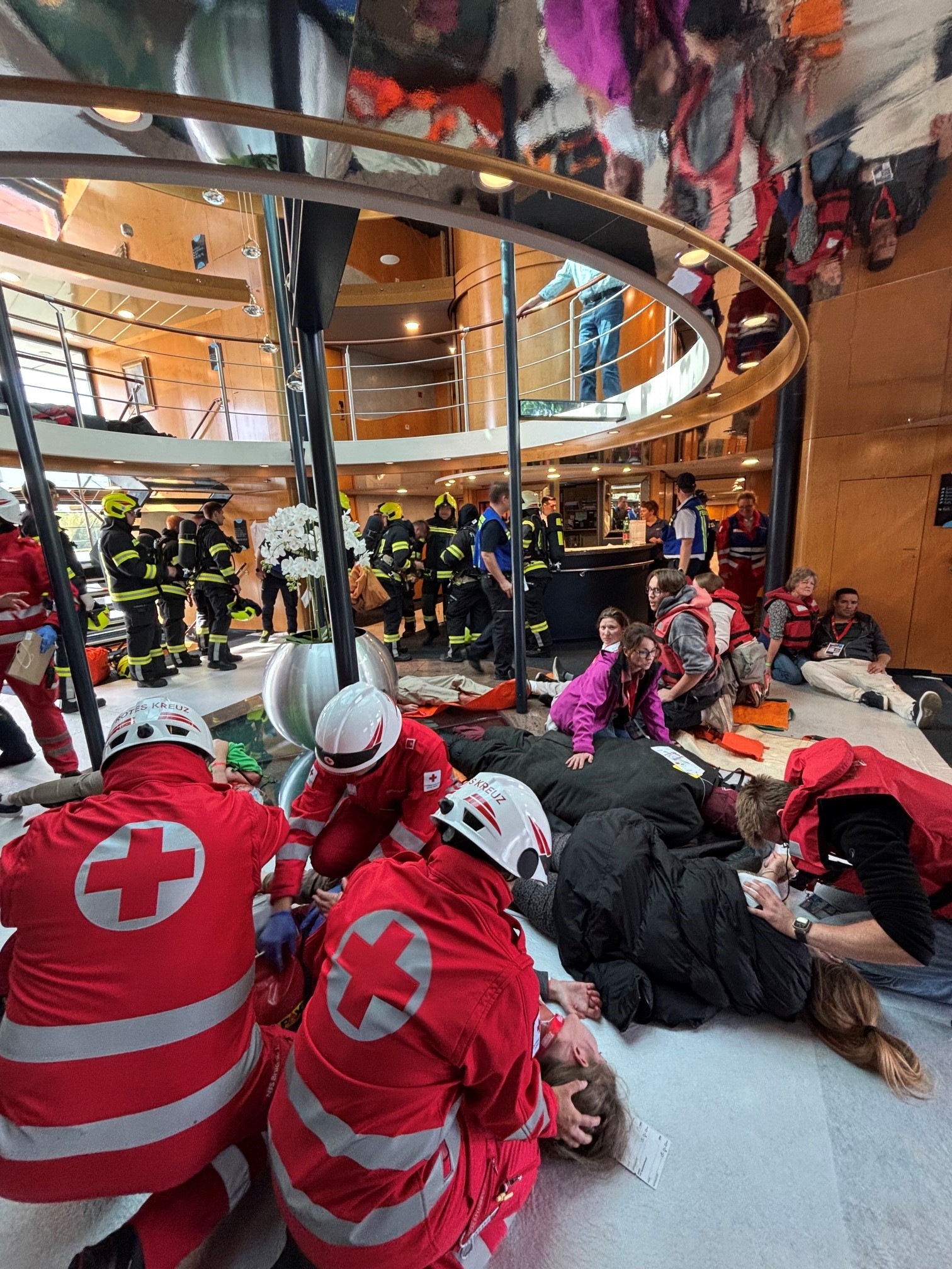 200 Passagiere mussten evakuiert werden.