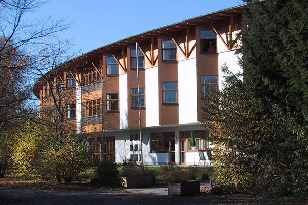 Rotes Kreuz Salzburg | Seniorenwohnhaus "Haus Weyerbucht" Mattsee - Betreutes Wohnen in Mattsee, Salzburg photo 1