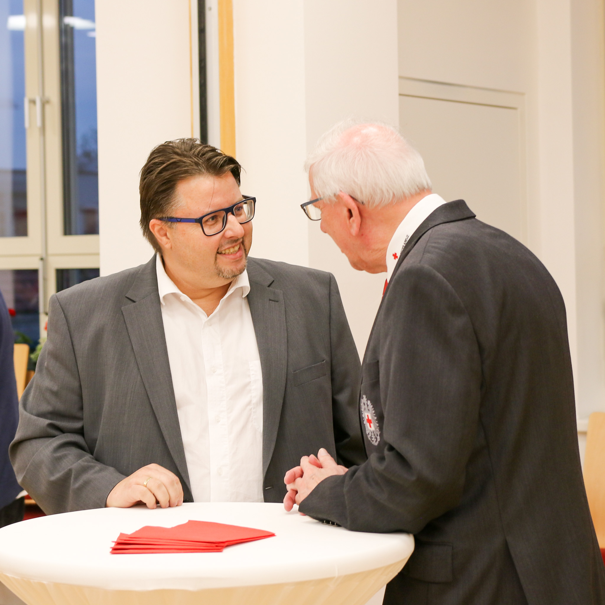 Mag. Bernd Wippel-Grundauer BGF Leibnitz und Mag. Dr. Weinhofer Präsident des Roten Kreuzes Steiermark