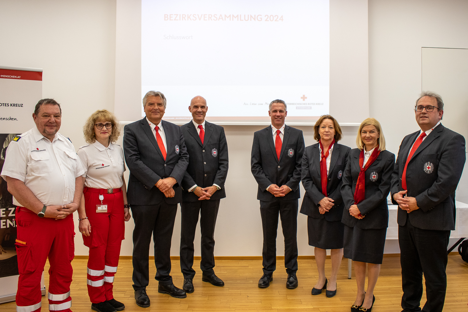 Die 2024 gewählte Bezirksstellenleitung vom Roten Kreuz Graz-Stadt