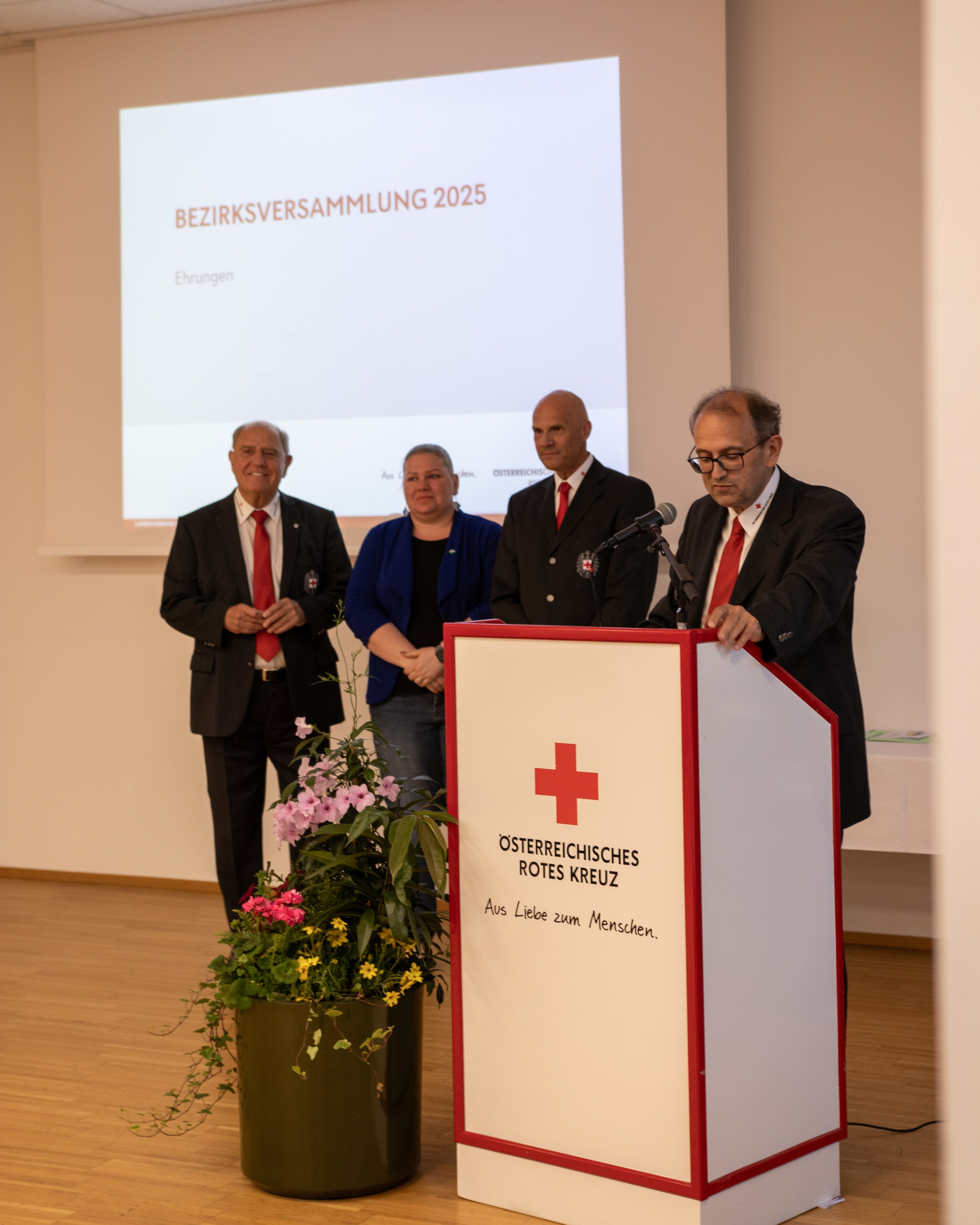 Roten Kreuz Graz-Stadt bei der Bezirksversammlung 2025